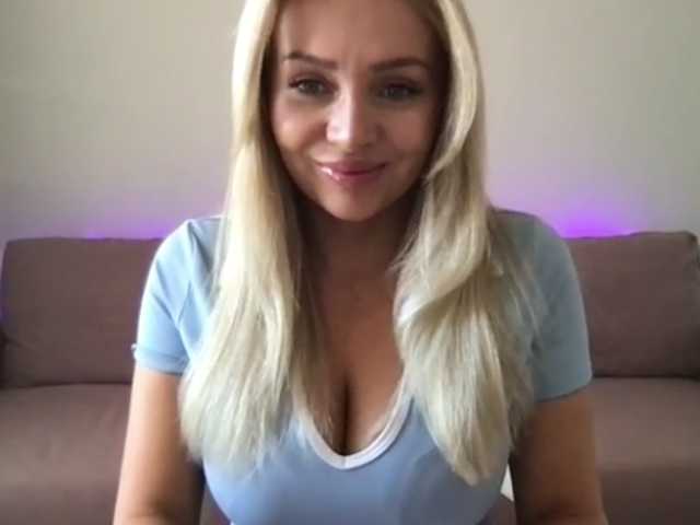 chloebelle live cam on BongaCams