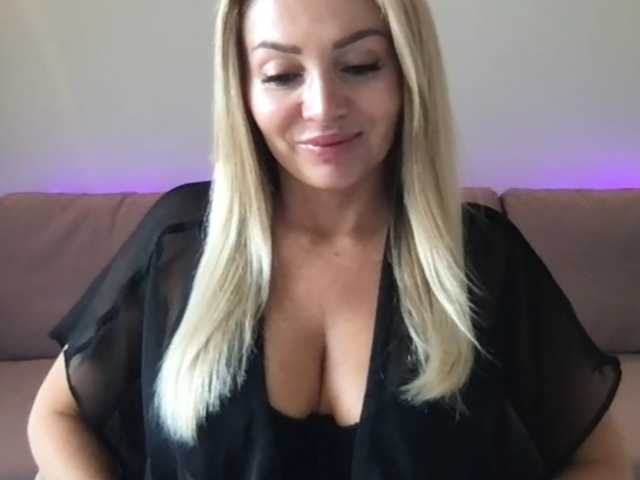 chloebelle live cam preview