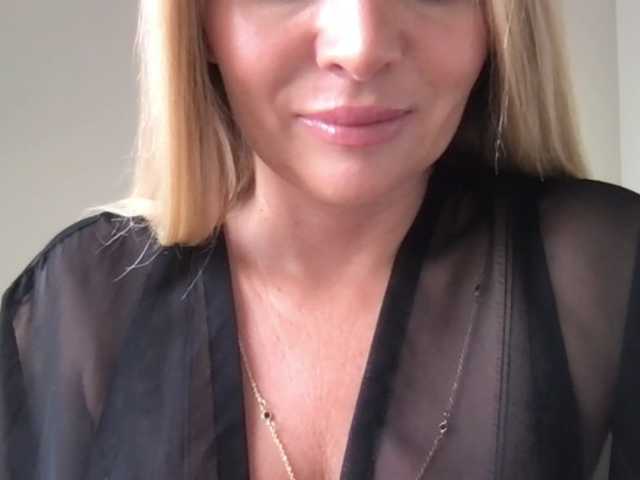 chloebelle live cam on BongaCams