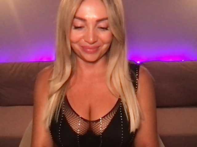 chloebelle live cam on BongaCams