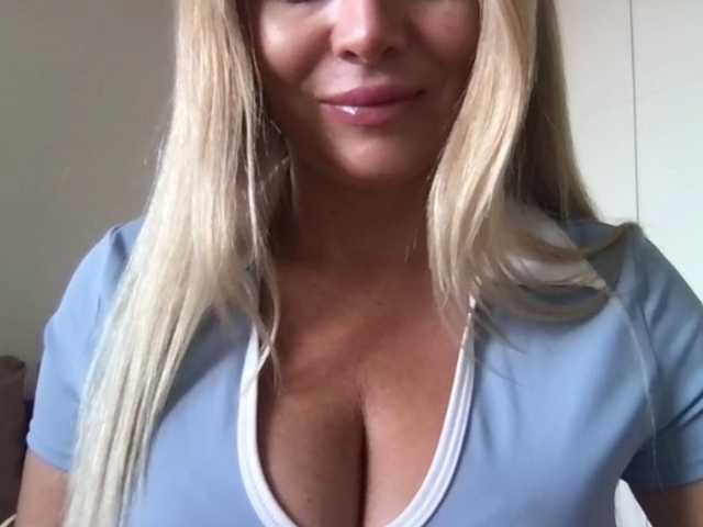 chloebelle live cam on BongaCams
