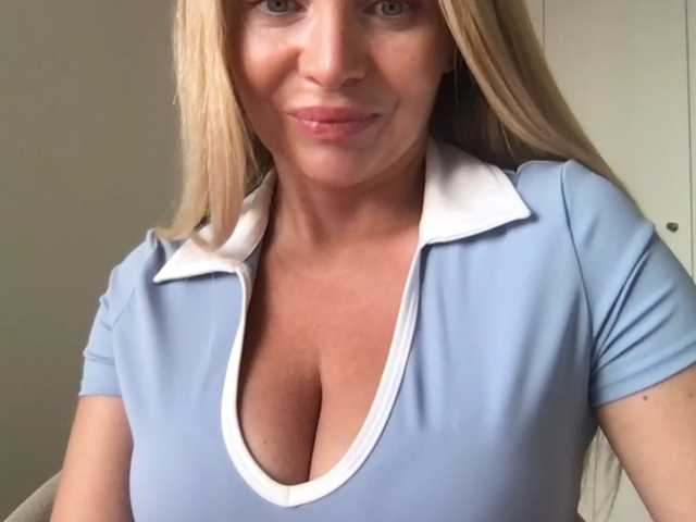 chloebelle live cam on BongaCams