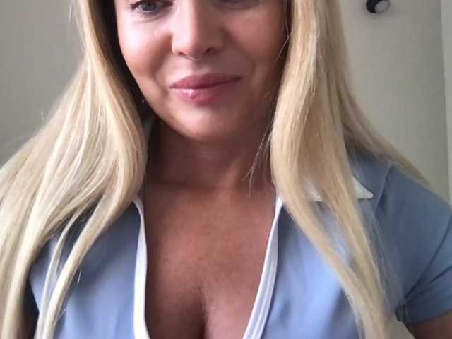 chloebelle live cam on BongaCams