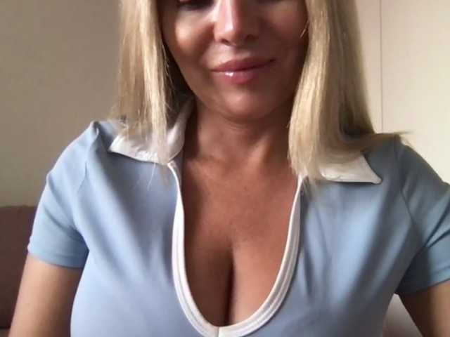 chloebelle live cam on BongaCams