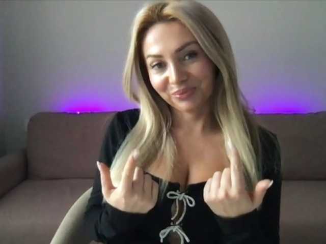 chloebelle live cam preview