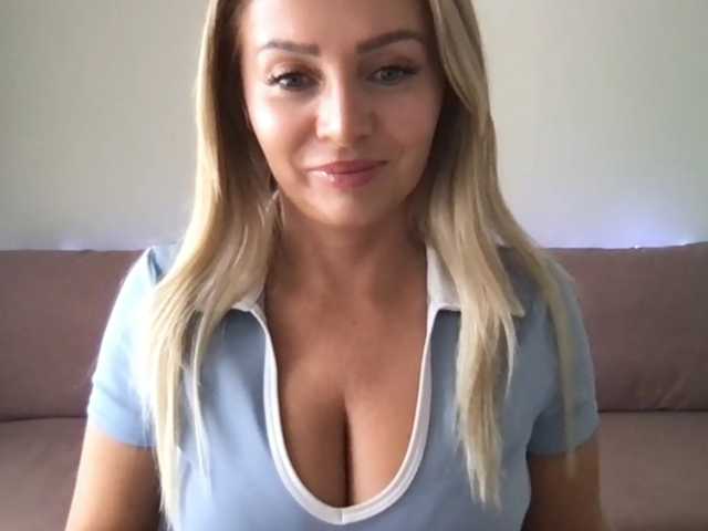 chloebelle live cam on BongaCams
