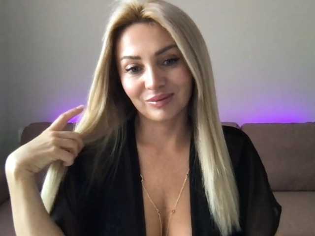 chloebelle live cam preview