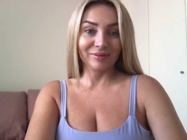 chloebelle live cam on BongaCams