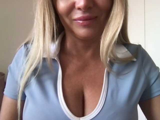 chloebelle live cam on BongaCams