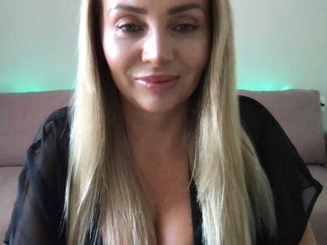 chloebelle live cam on BongaCams