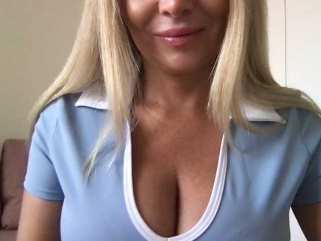 chloebelle live cam on BongaCams