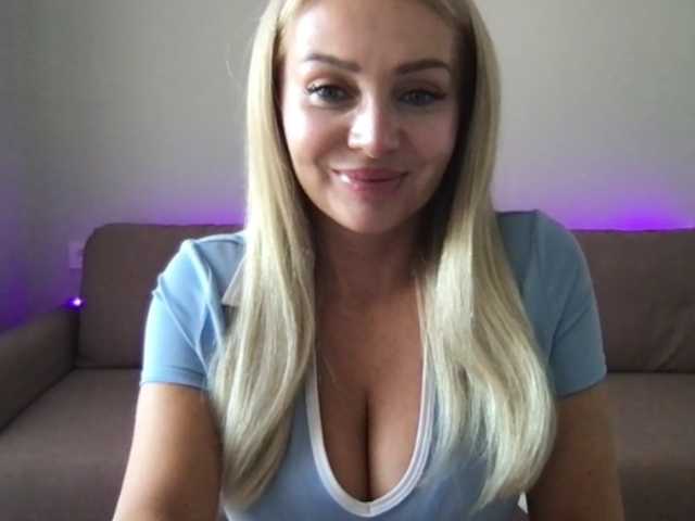 chloebelle live cam on BongaCams