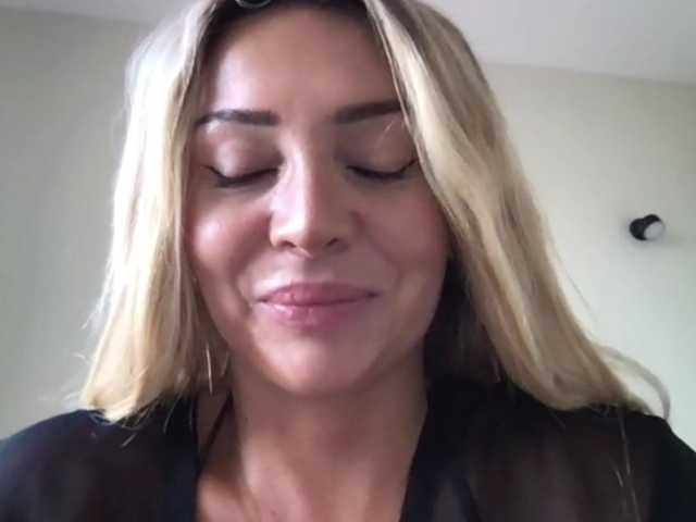 chloebelle live cam on BongaCams