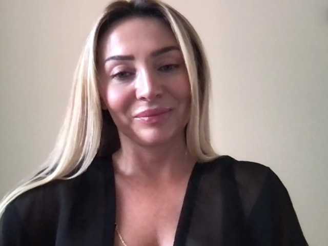chloebelle live cam on BongaCams