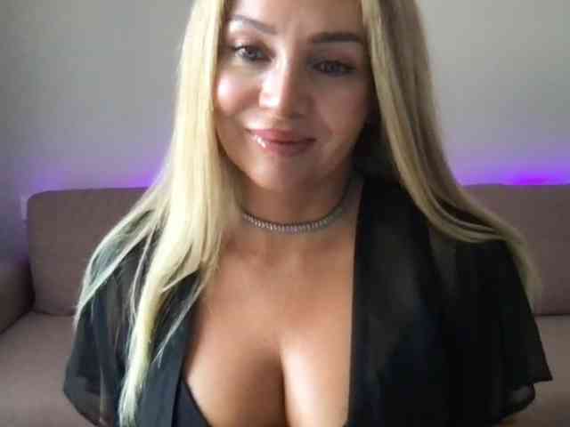 chloebelle