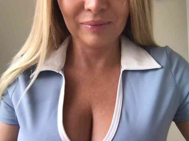 chloebelle webcam