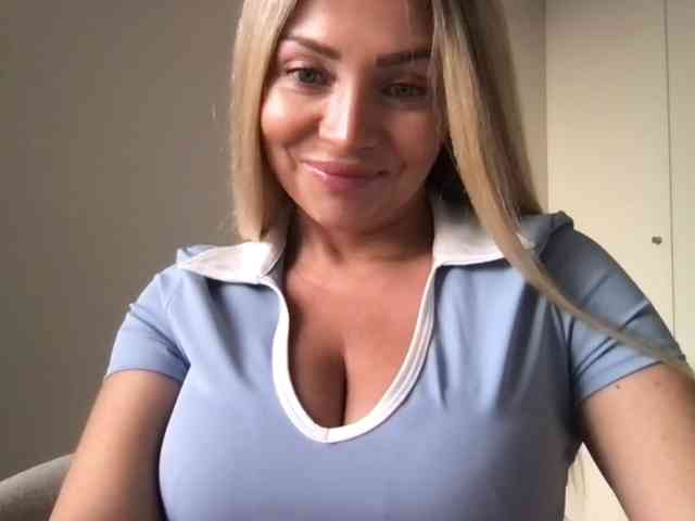 chloebelle webcam