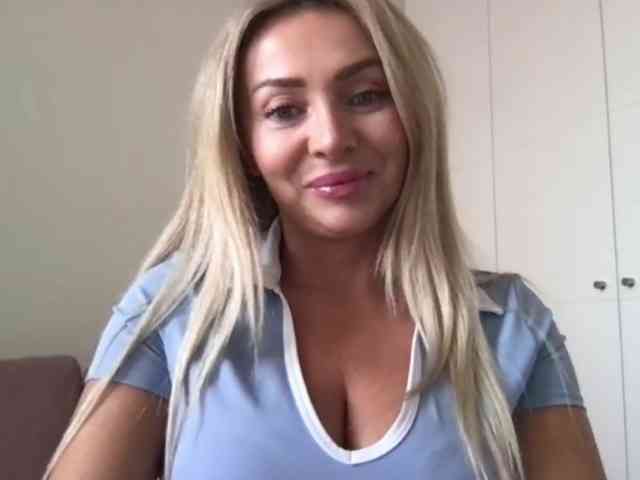 chloebelle webcam