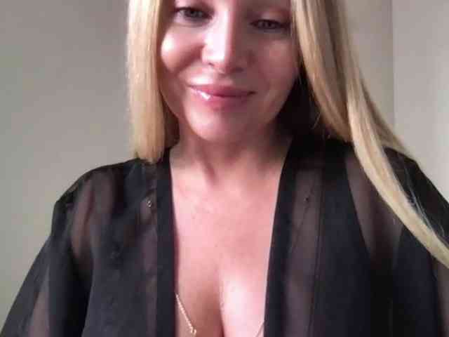 chloebelle webcam