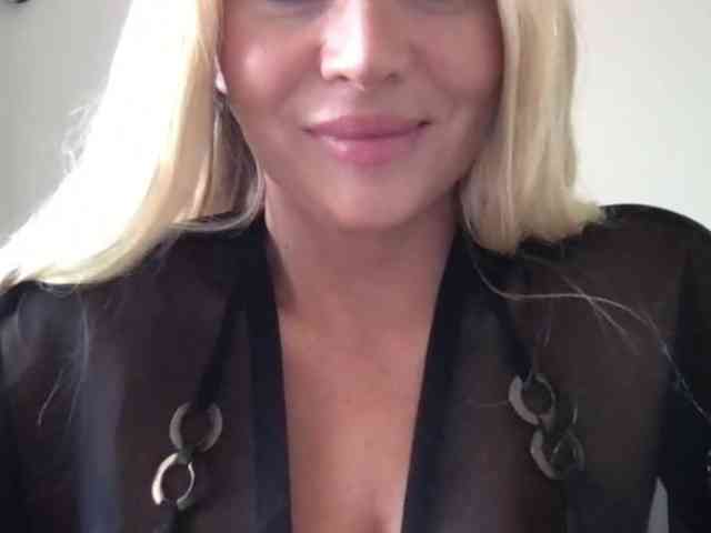 chloebelle webcam