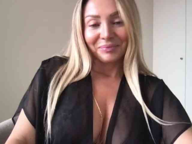 chloebelle webcam