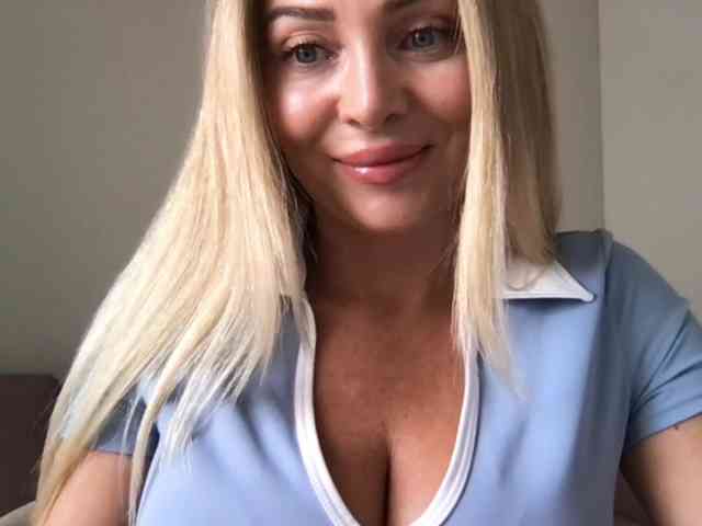 chloebelle webcam