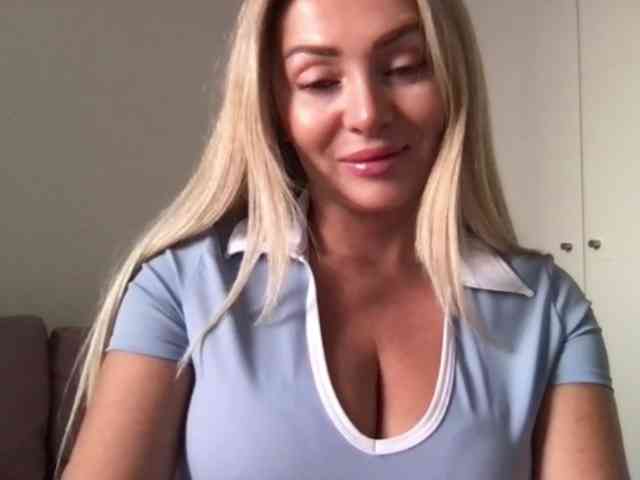 chloebelle webcam