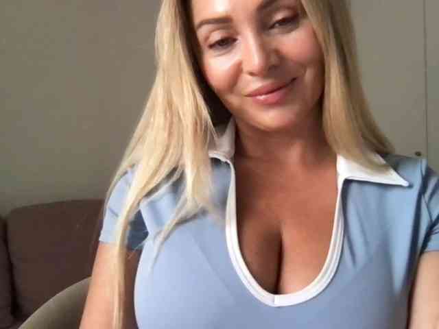 chloebelle webcam