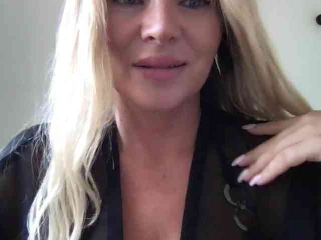chloebelle webcam