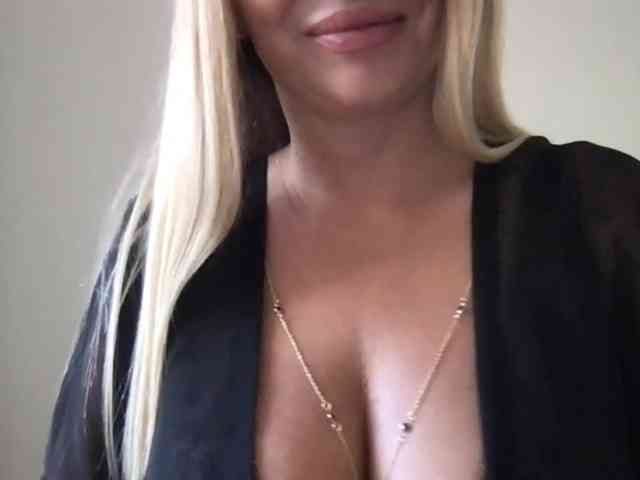 chloebelle webcam