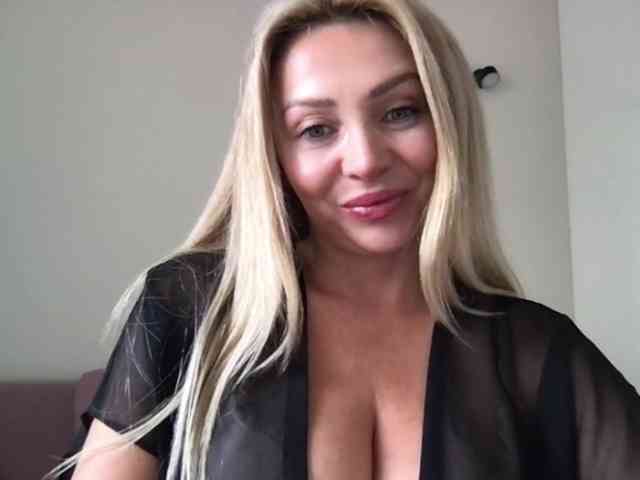 chloebelle webcam