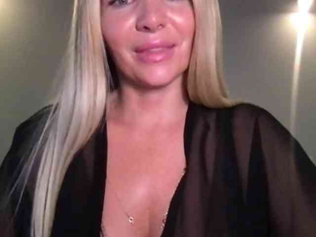 chloebelle webcam