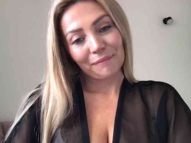 chloebelle webcam