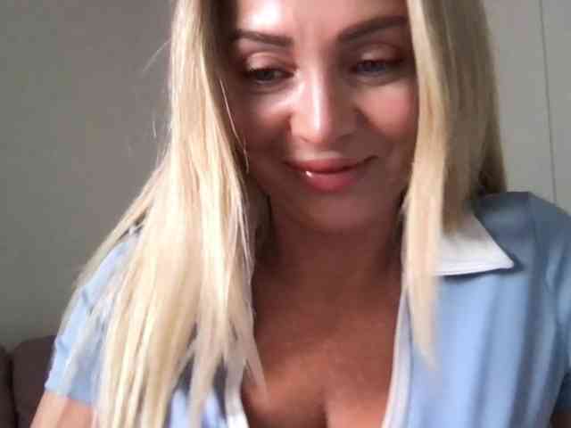 chloebelle webcam