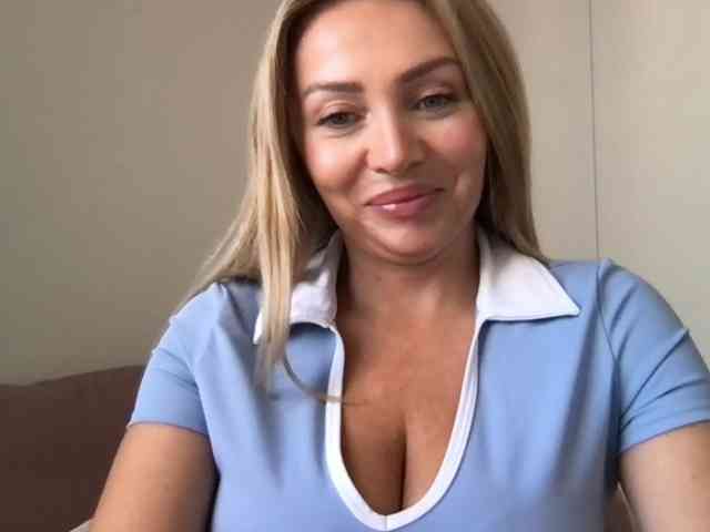 chloebelle webcam