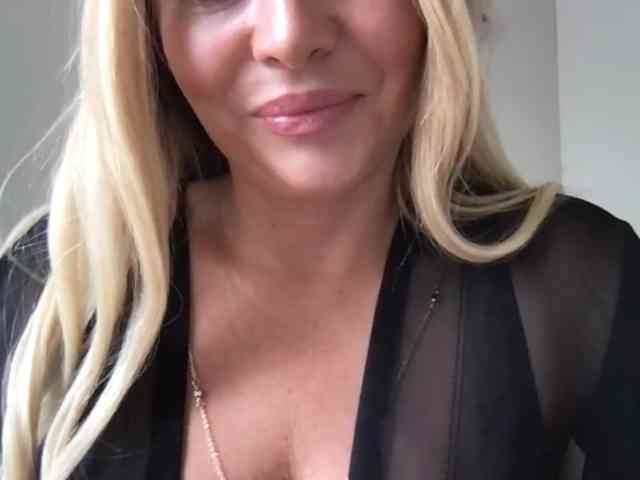 chloebelle webcam