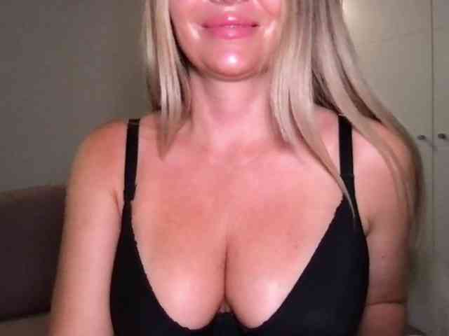 chloebelle webcam
