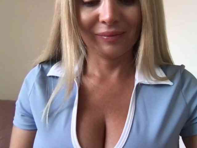 chloebelle webcam