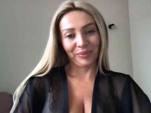 chloebelle webcam