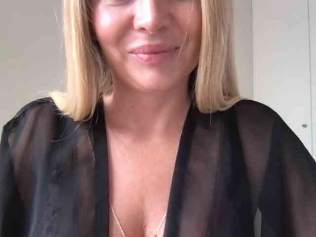 chloebelle webcam