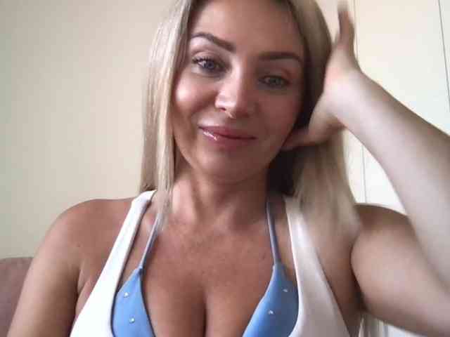 chloebelle webcam