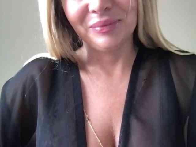 chloebelle webcam