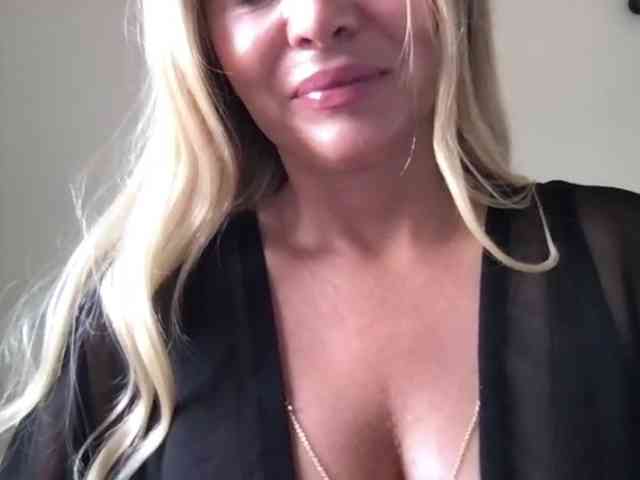 chloebelle webcam