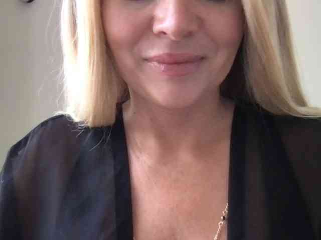 chloebelle webcam
