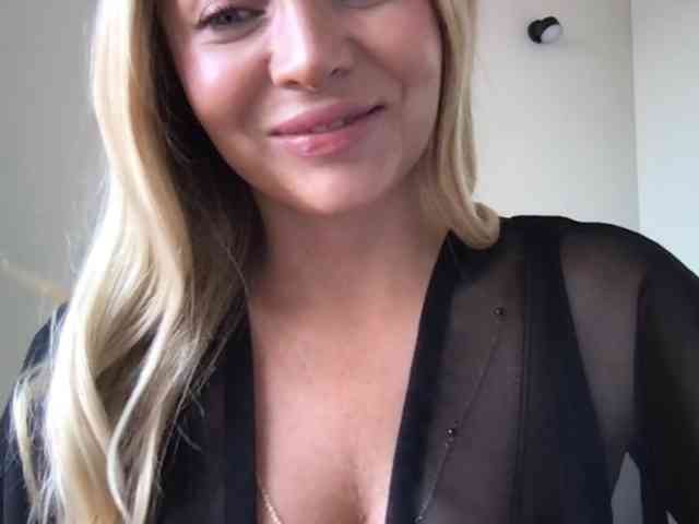 chloebelle webcam