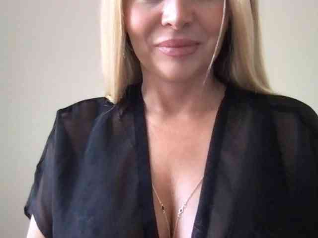 chloebelle webcam