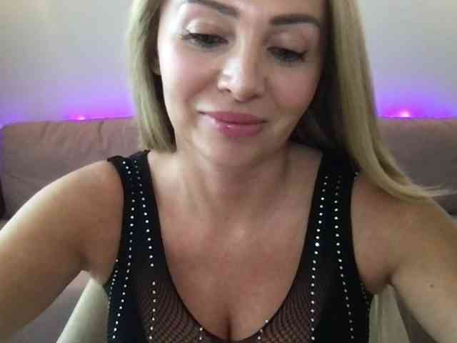 chloebelle