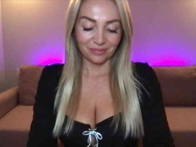 chloebelle