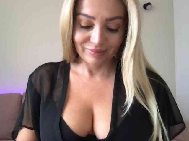 chloebelle