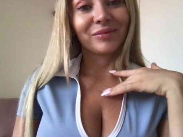chloebelle webcam